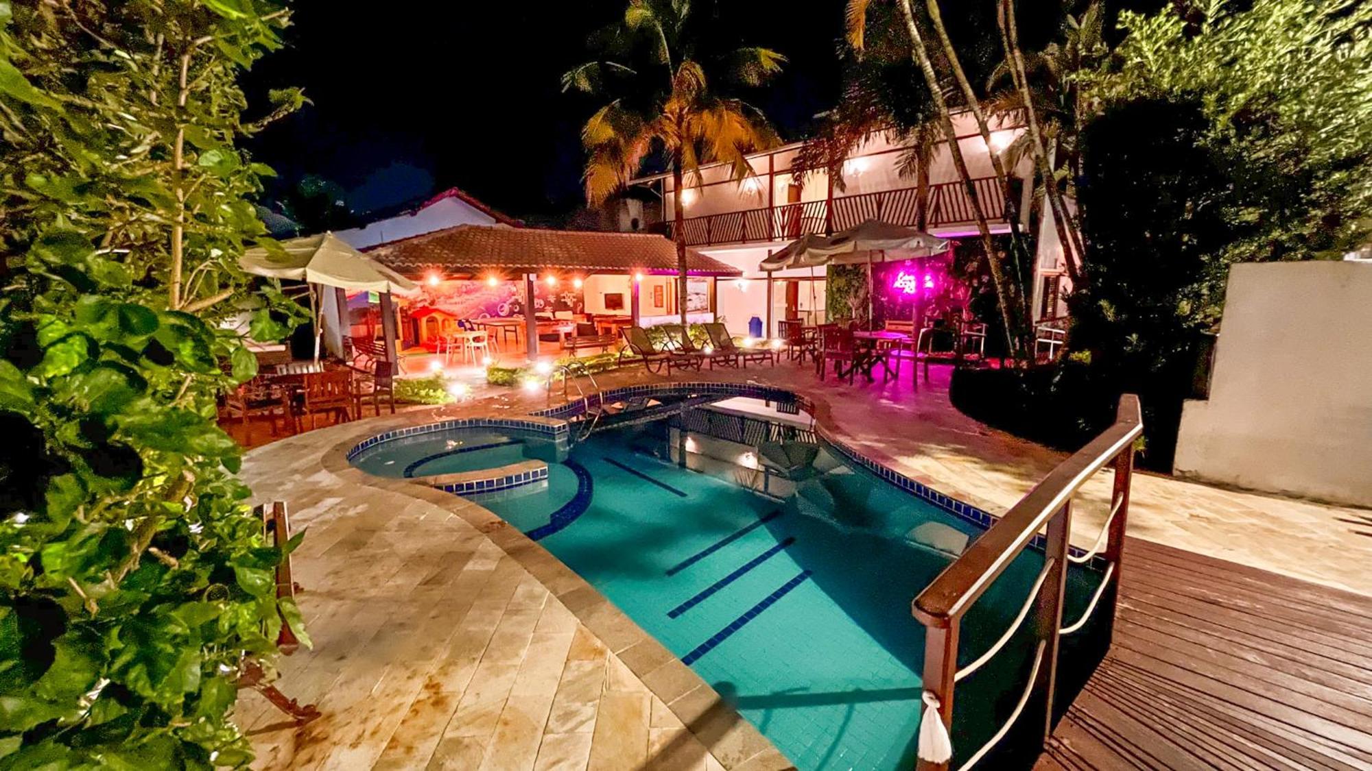 Hotel Ilhas Da Grecia Гуаружа Екстериор снимка